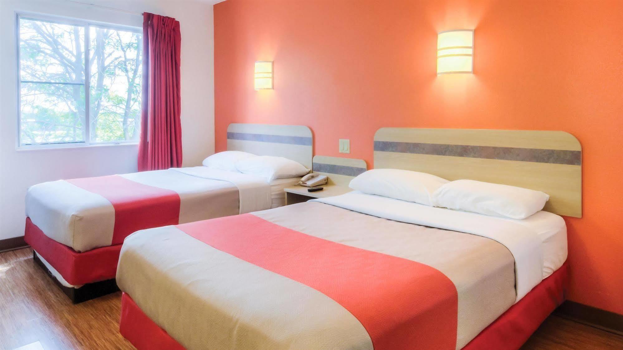 Motel 6-Baraboo, Wi - Lake Delton-Wisconsin Dells 외부 사진